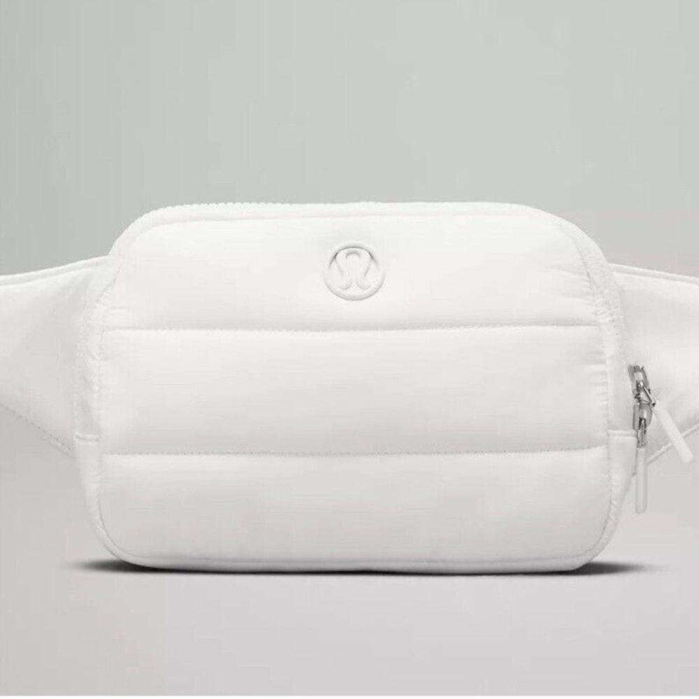 🌼 Lululemon Everywhere Belt Bag Large Wunder Puff LU9BH0S WHT